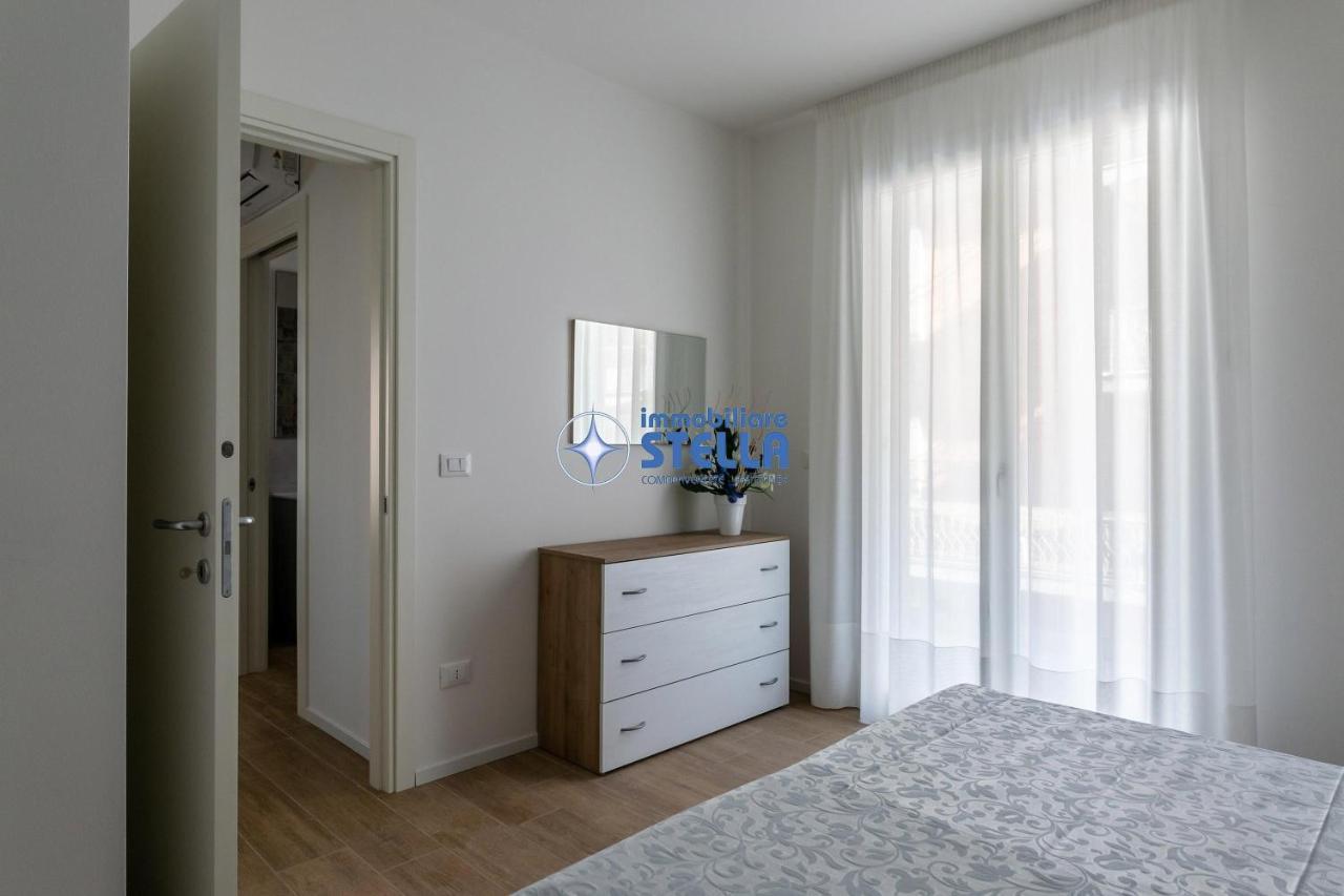 Condominio Medusa ลิโดดิเยโซโล ภายนอก รูปภาพ