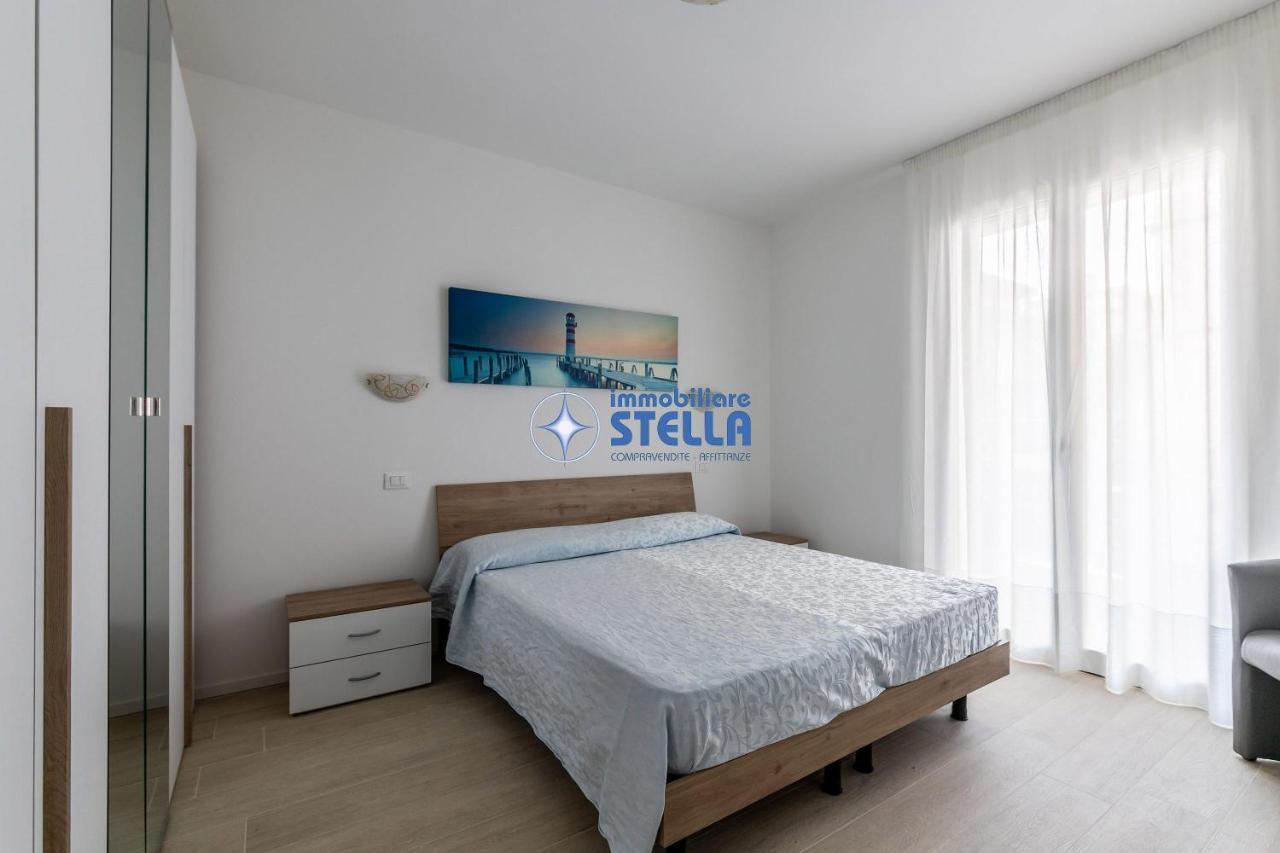 Condominio Medusa ลิโดดิเยโซโล ภายนอก รูปภาพ