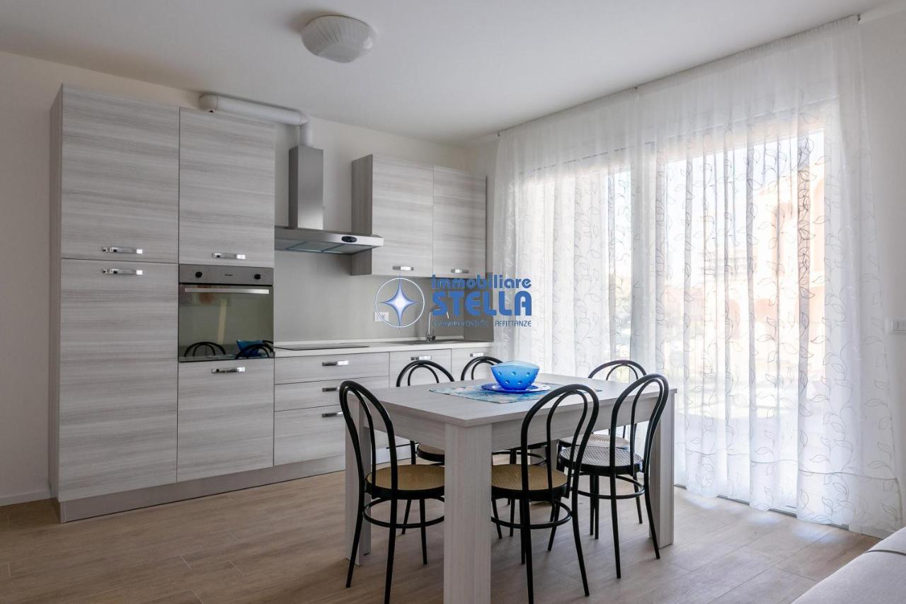 Condominio Medusa ลิโดดิเยโซโล ภายนอก รูปภาพ