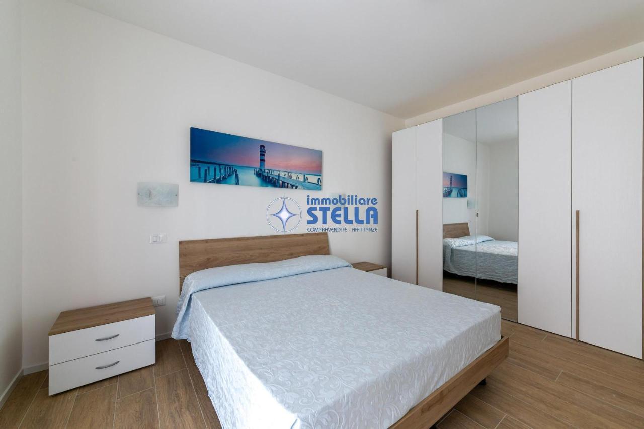 Condominio Medusa ลิโดดิเยโซโล ภายนอก รูปภาพ