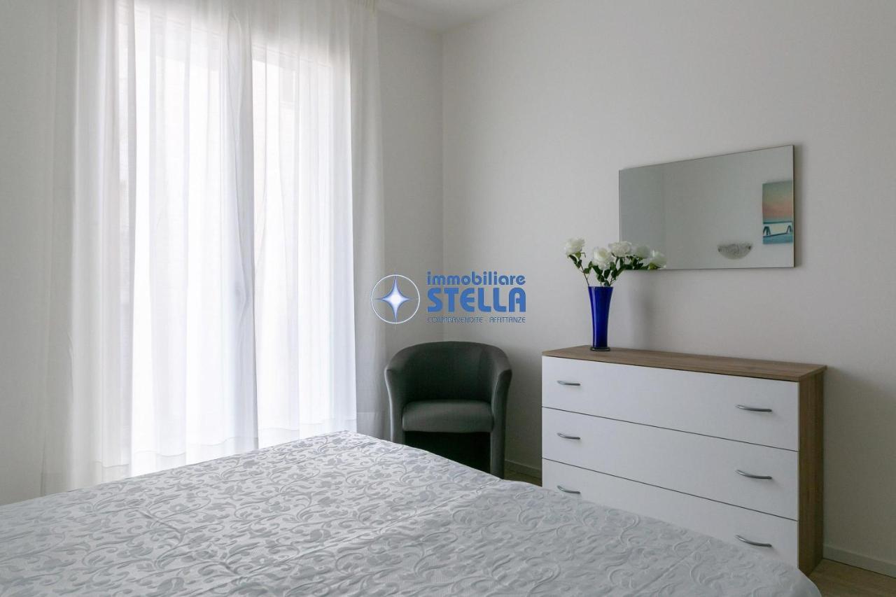 Condominio Medusa ลิโดดิเยโซโล ภายนอก รูปภาพ