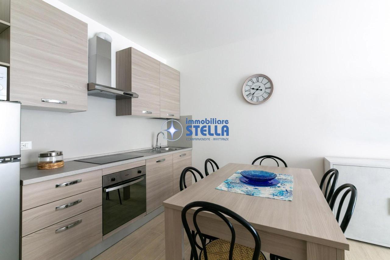 Condominio Medusa ลิโดดิเยโซโล ภายนอก รูปภาพ