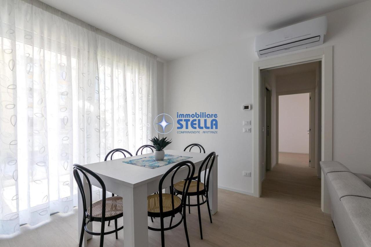 Condominio Medusa ลิโดดิเยโซโล ภายนอก รูปภาพ